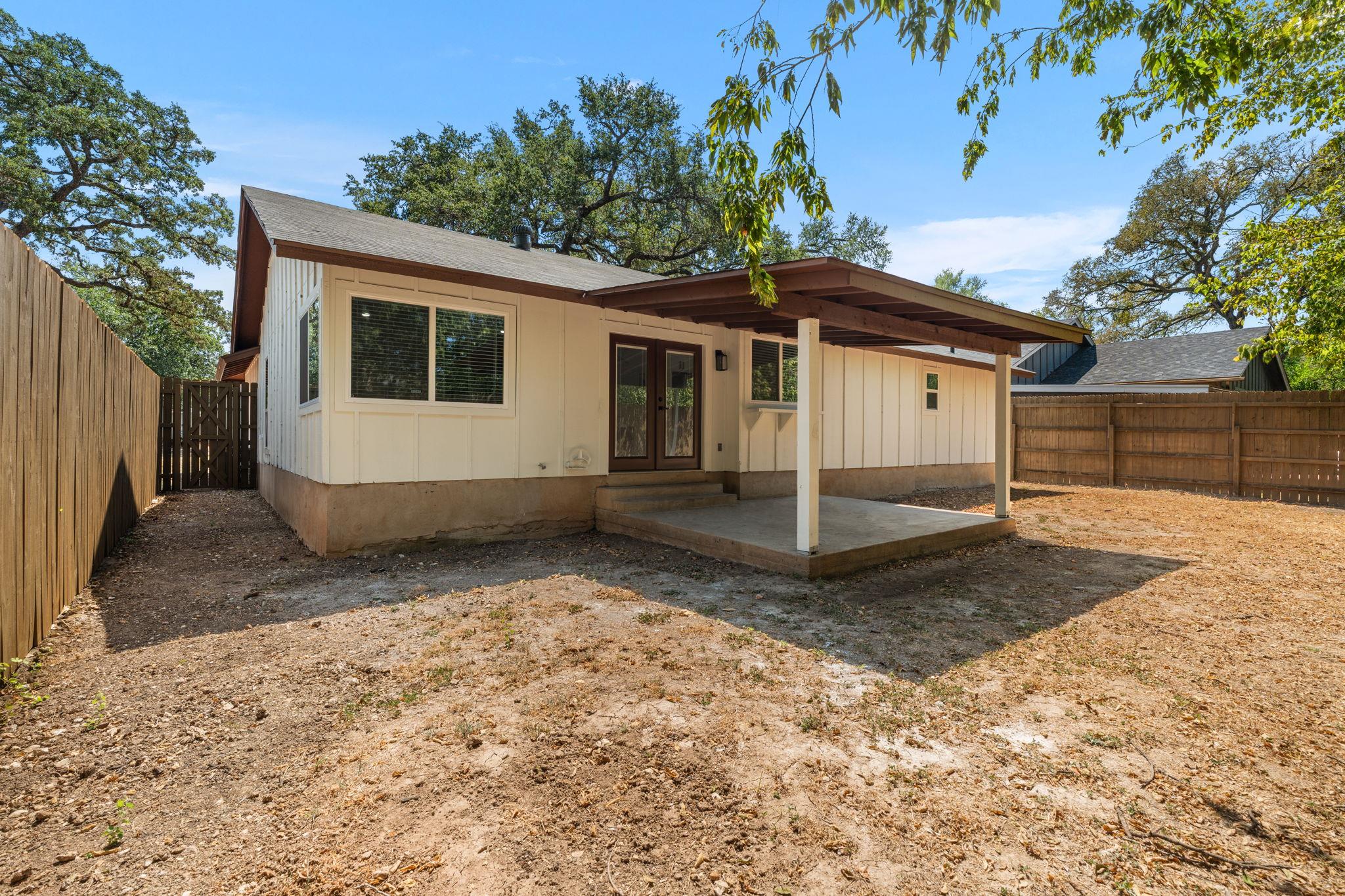 7204 Towering Oaks Dr Property Photo 34