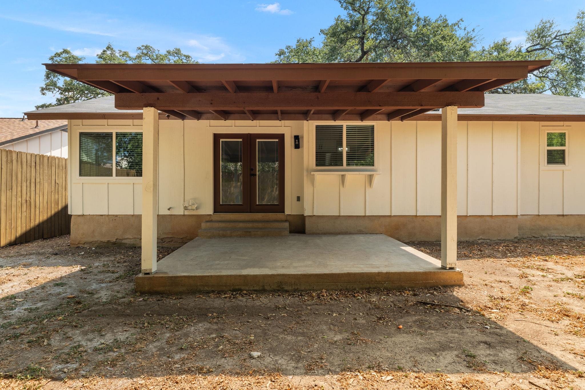 7204 Towering Oaks Dr Property Photo 35