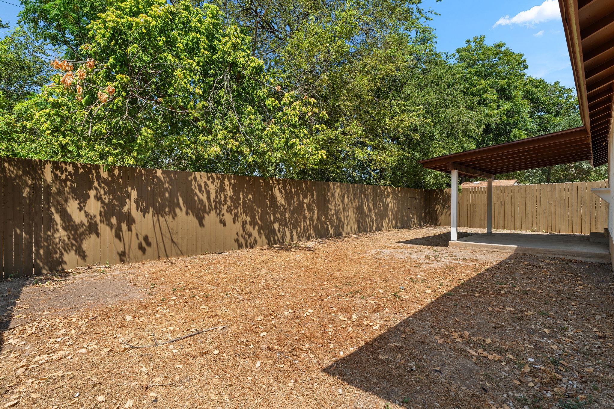 7204 Towering Oaks Dr Property Photo 36