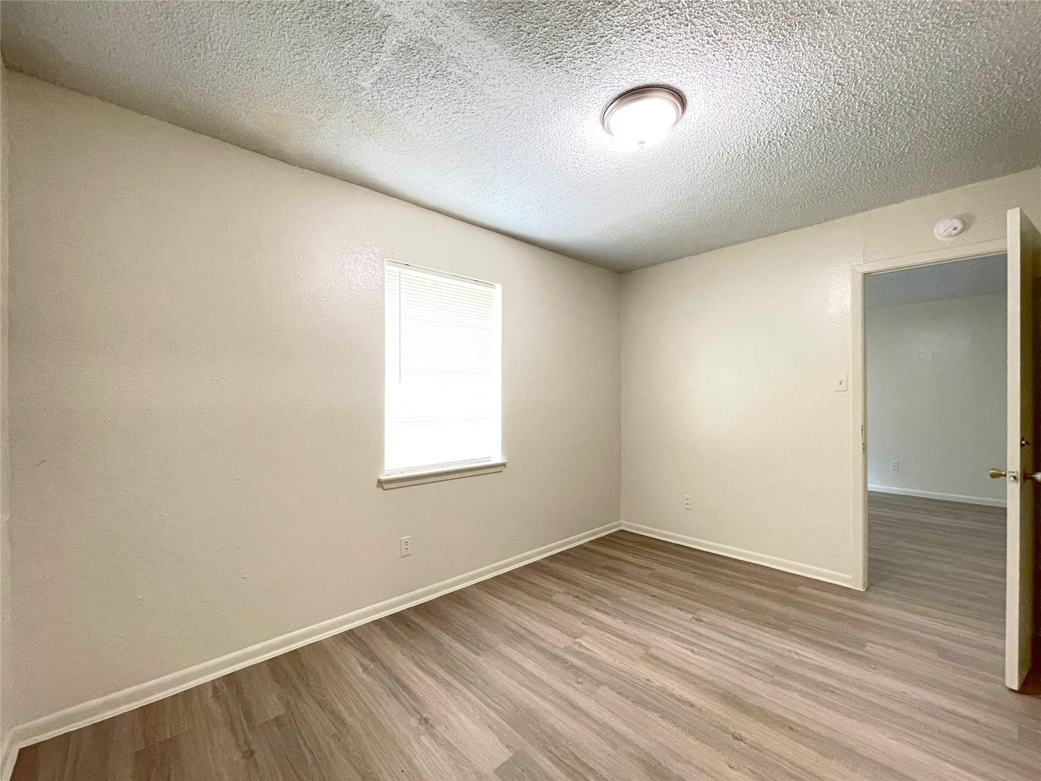 904 N Meadows Dr #d Property Photo 14