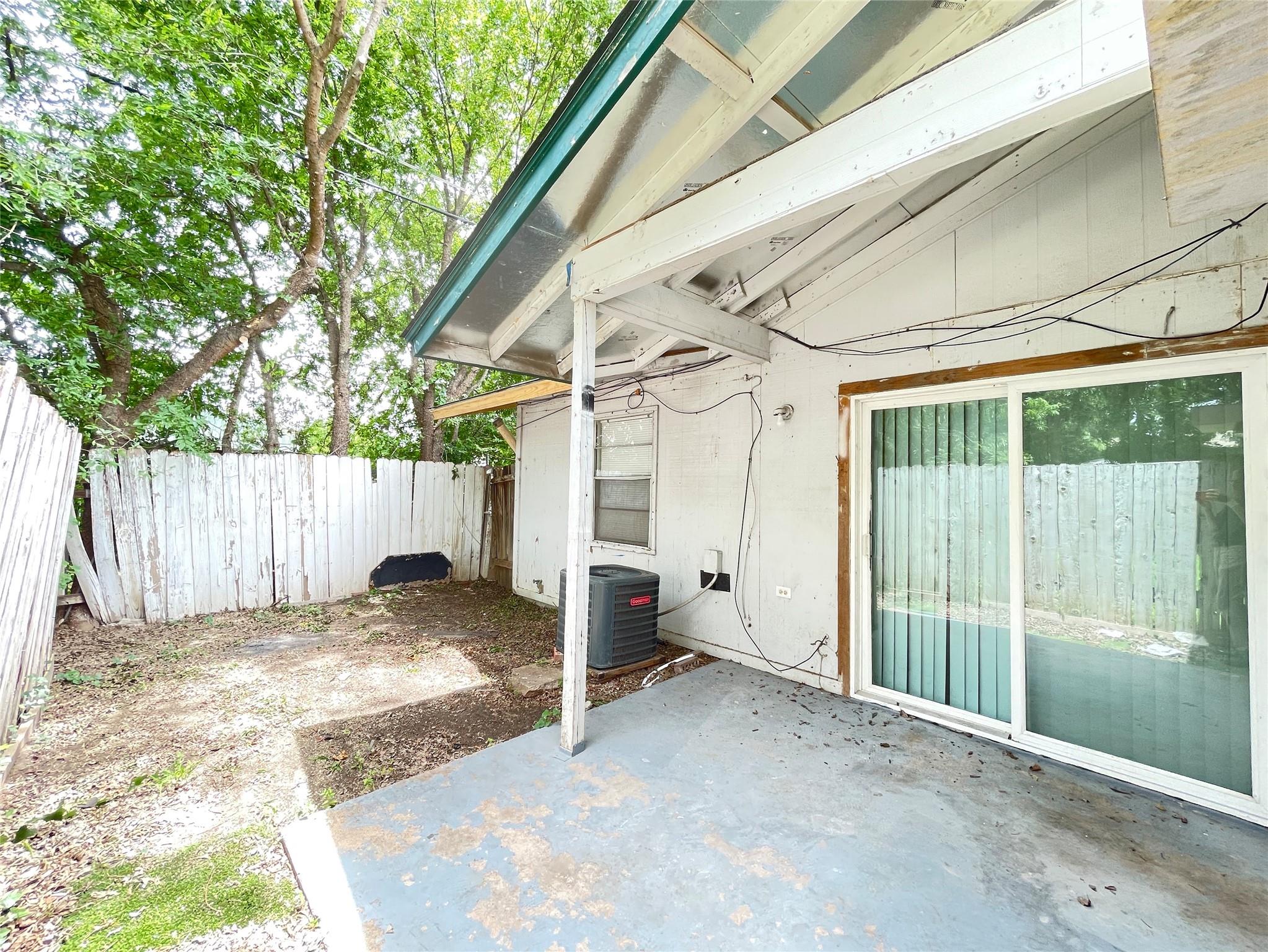 904 N Meadows Dr #d Property Photo 17