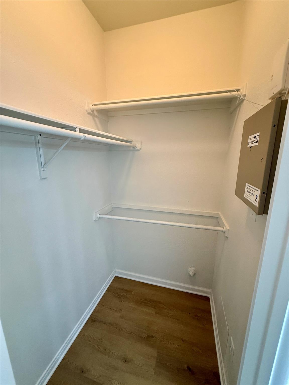 4505 Quicksilver Blvd Property Photo 9