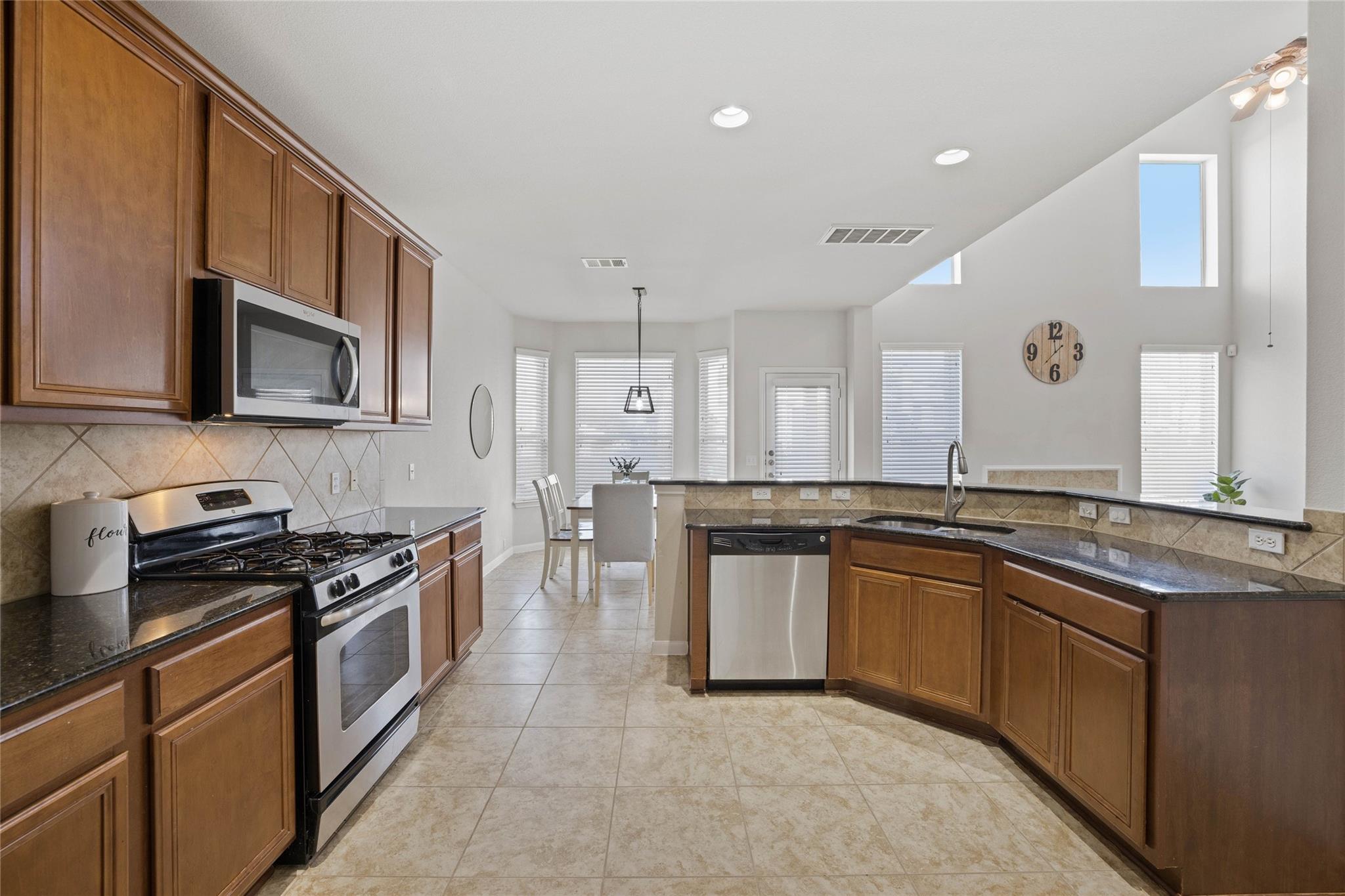 3441 Shiraz Loop Property Photo 13