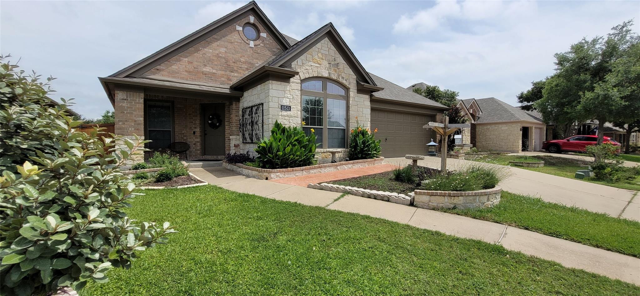 11513 Glen Knoll Dr Property Photo 1