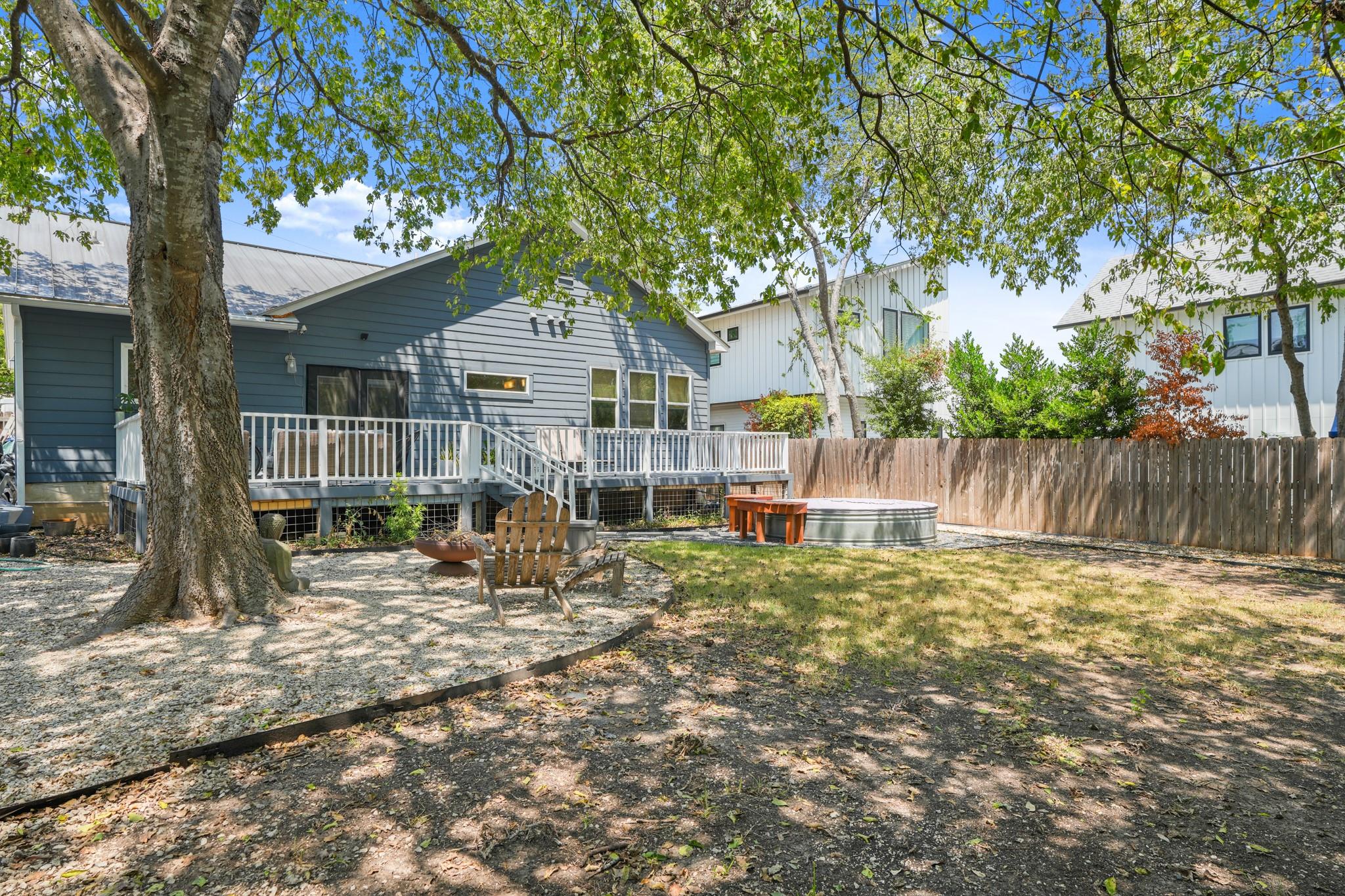 2501 Del Curto Rd Property Photo 26