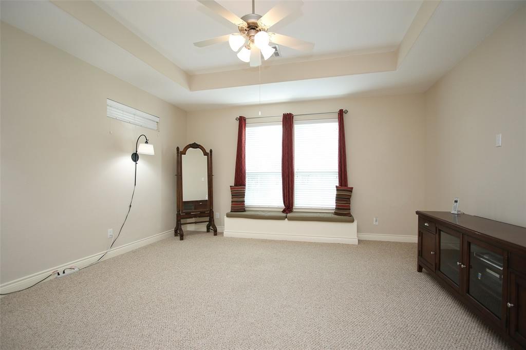 7450082 Property Photo 24
