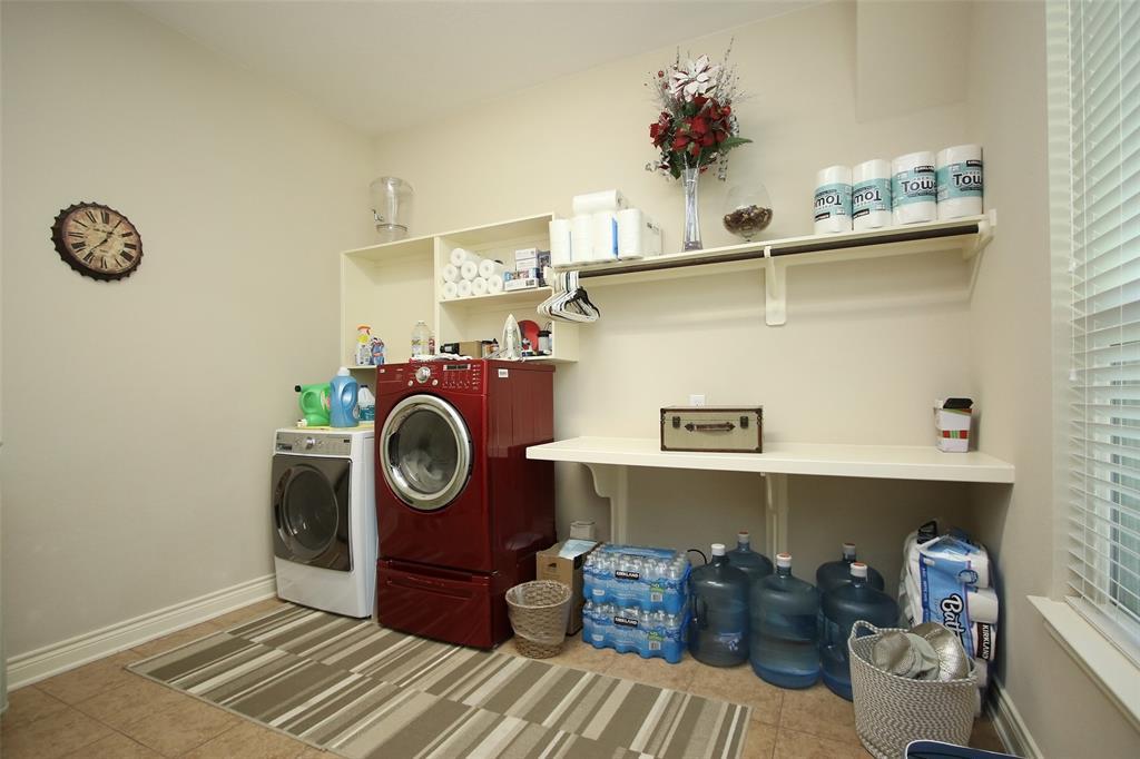 7450082 Property Photo 34