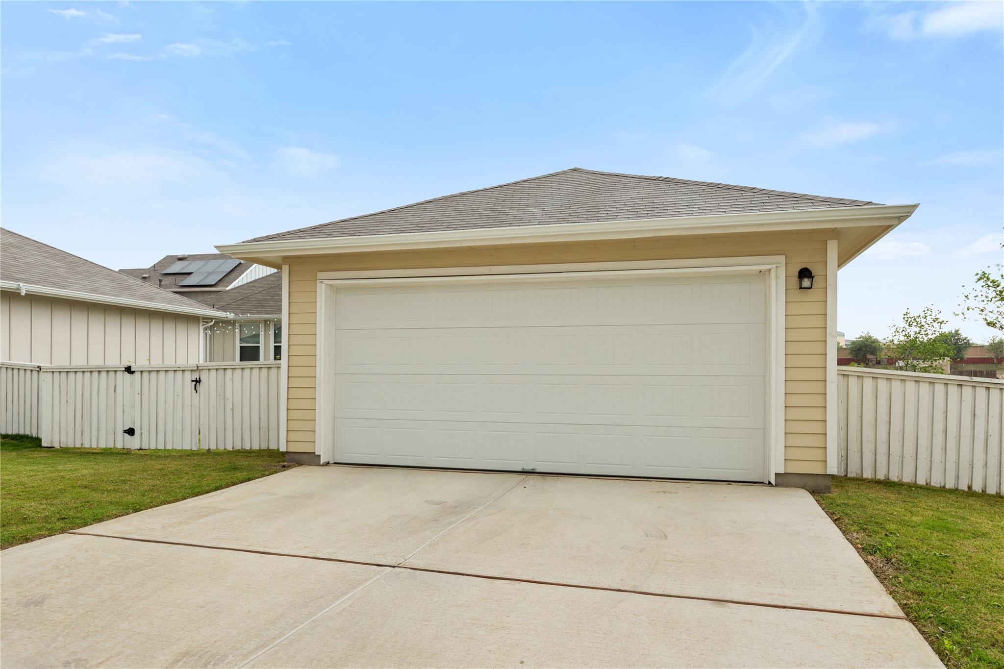 308 Catalina Dr Property Photo 16