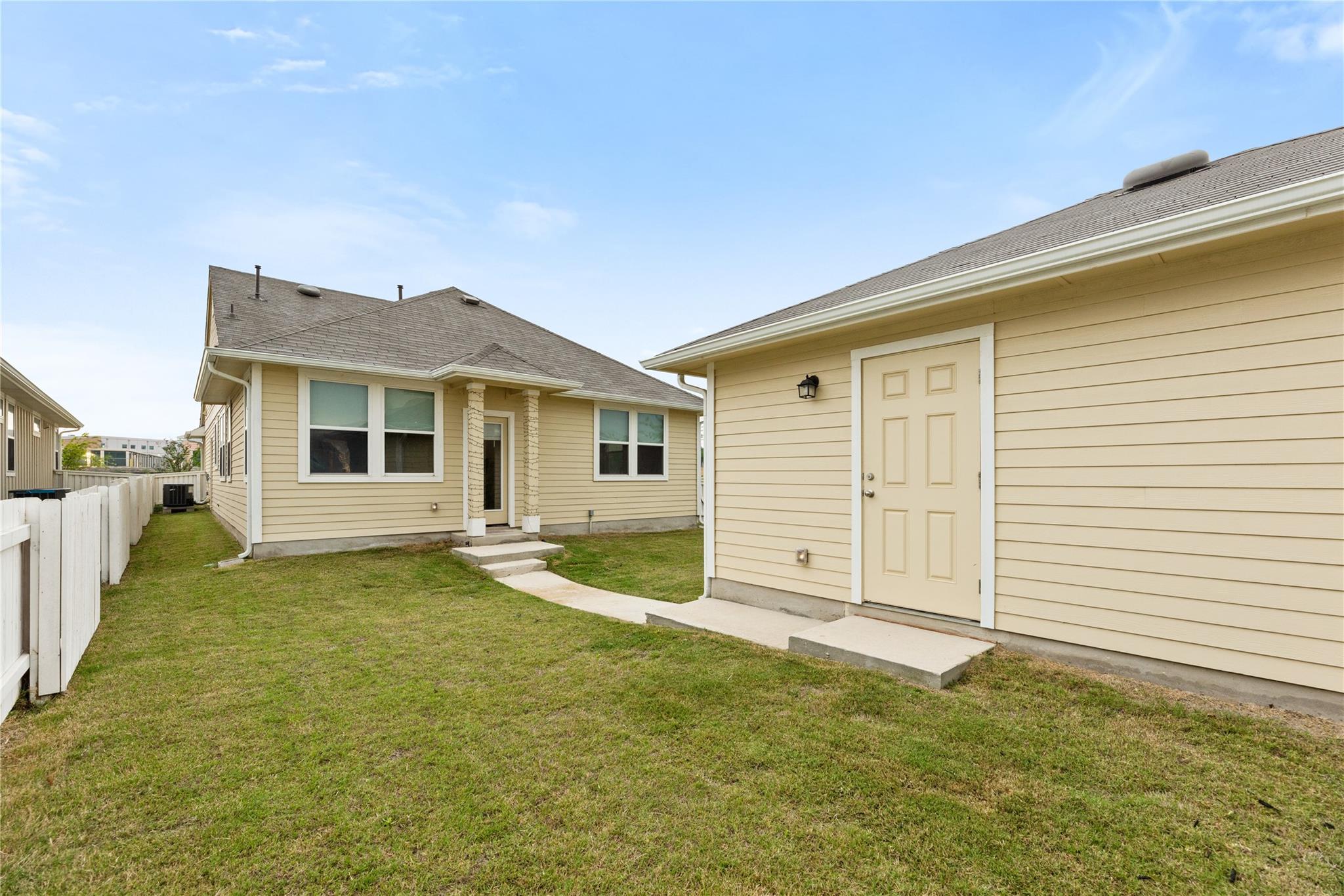 308 Catalina Dr Property Photo 17