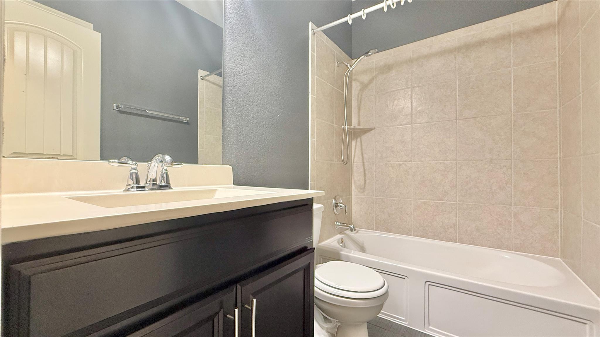 4400 Trinity Woods St Property Photo 20