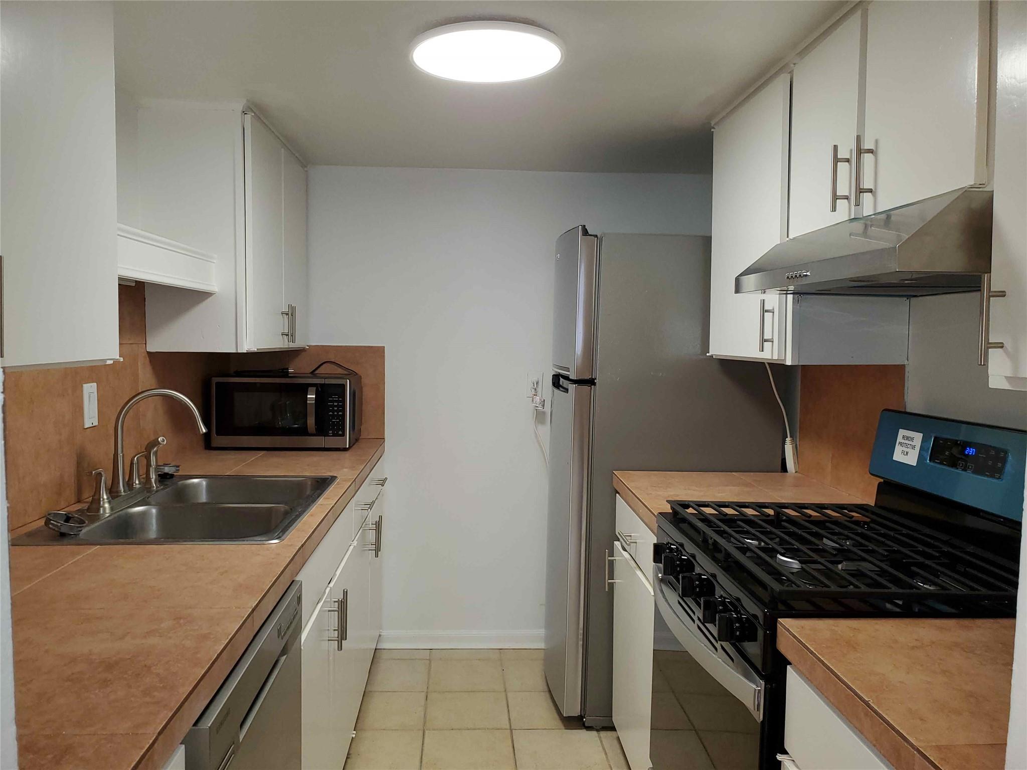 1800 Lavaca St #415 Property Photo 3