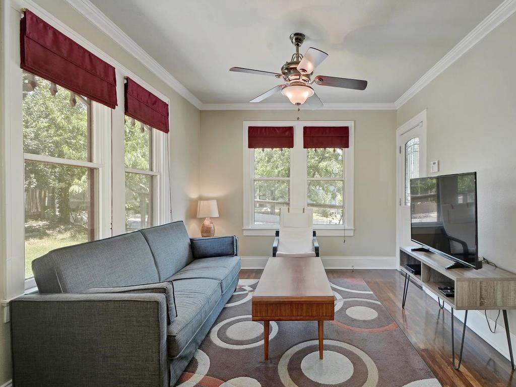 7451587 Property Photo 4