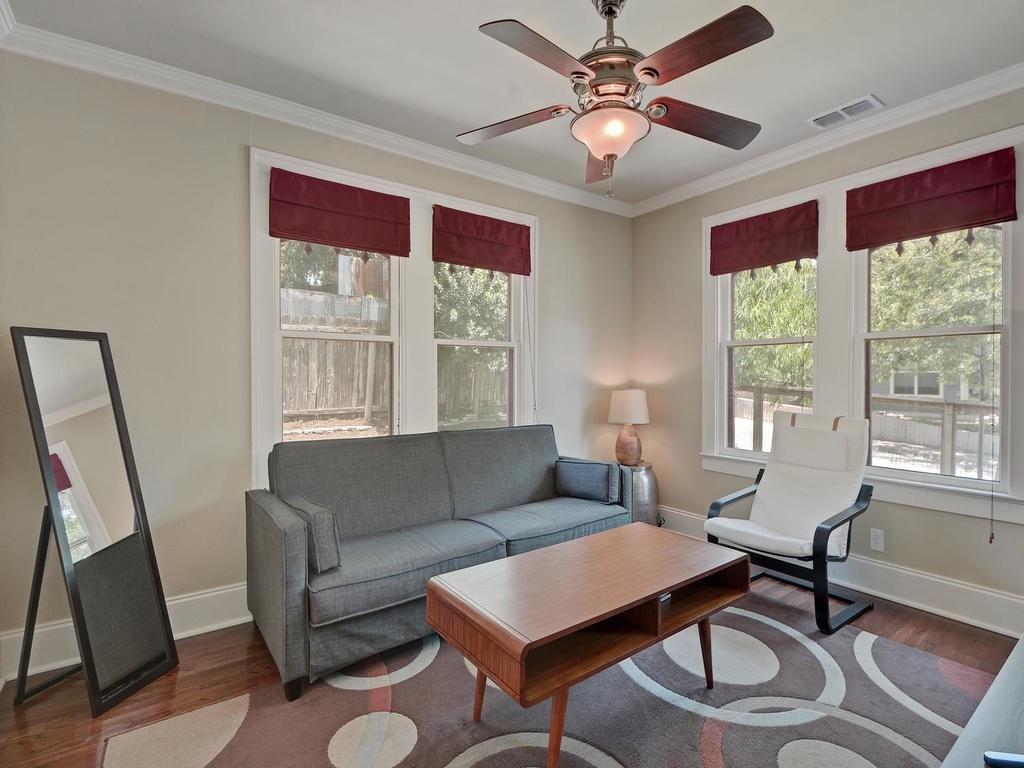 7451587 Property Photo 5