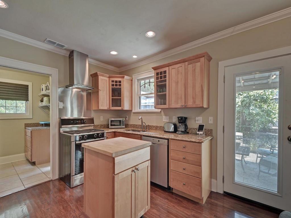 7451587 Property Photo 8