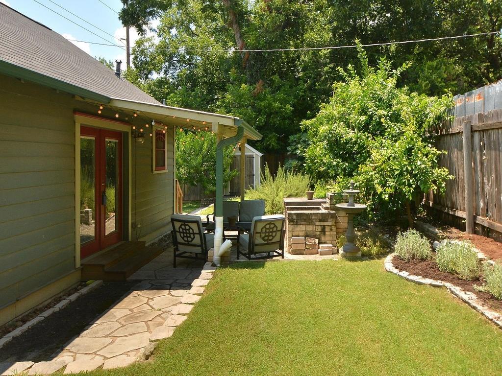 7451587 Property Photo 18