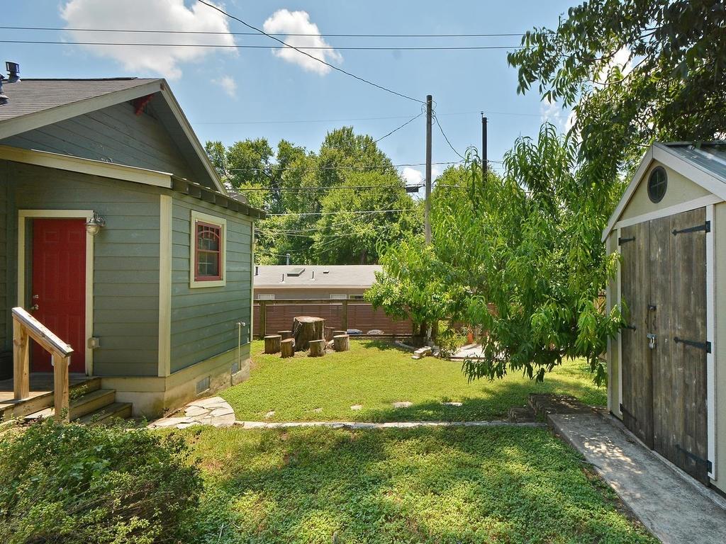 7451587 Property Photo 19
