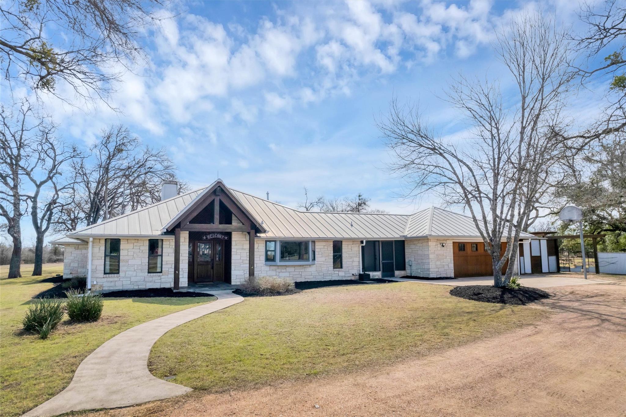 6601 Acacia Dr Property Photo 10