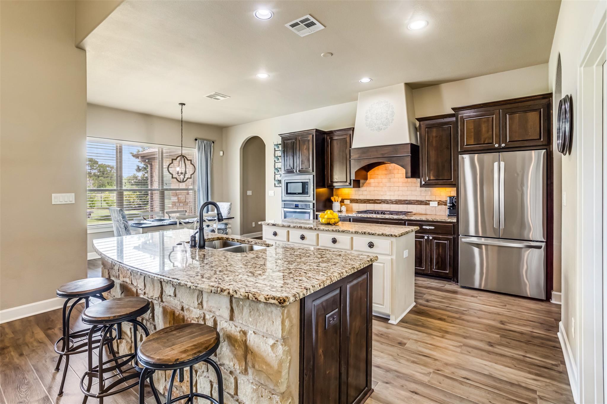 101 Adobe Cv Property Photo 8