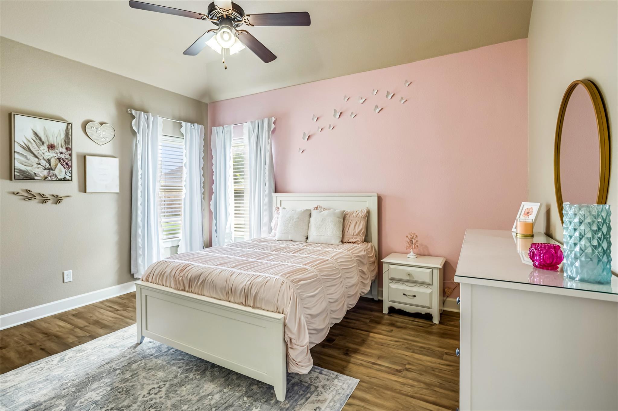101 Adobe Cv Property Photo 23