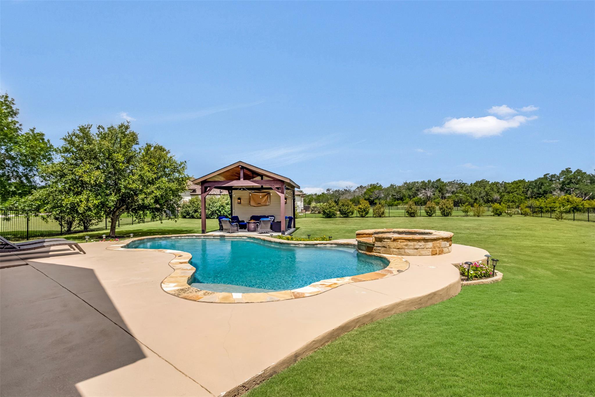 101 Adobe Cv Property Photo 28