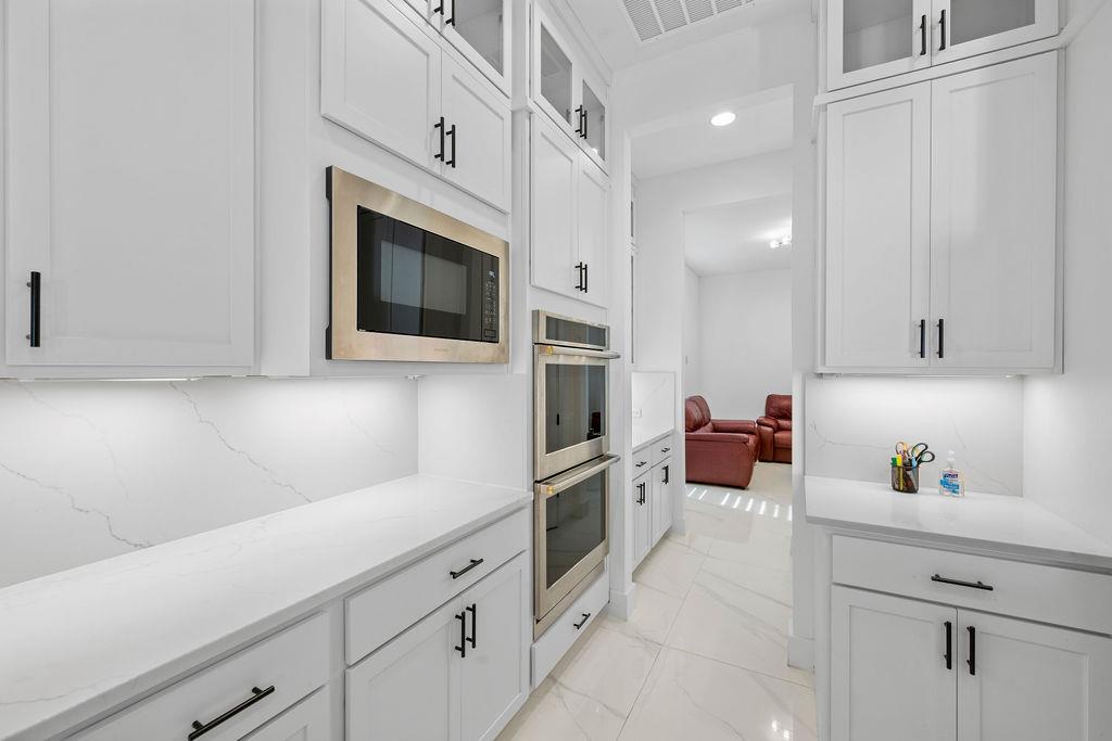 3304 Belted Galloway St Property Photo 12