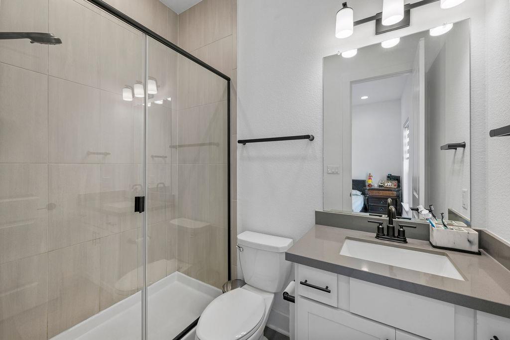 3304 Belted Galloway St Property Photo 21