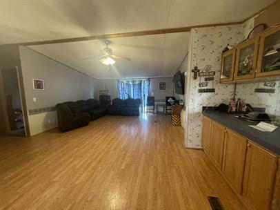 122 Roots Rd Property Photo 5