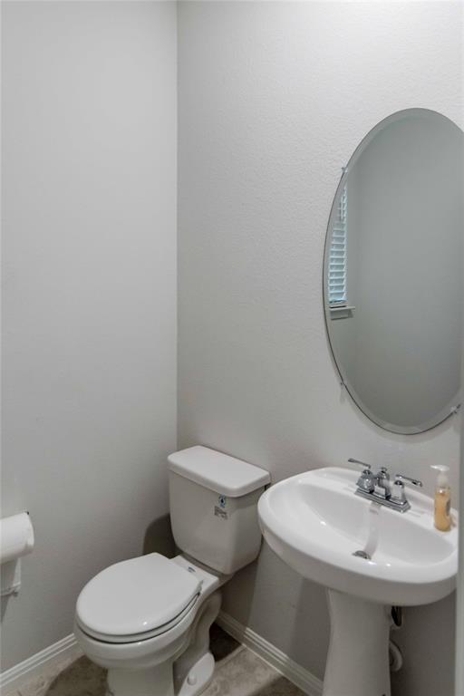 5713 Pleasanton Pkwy Property Photo 5