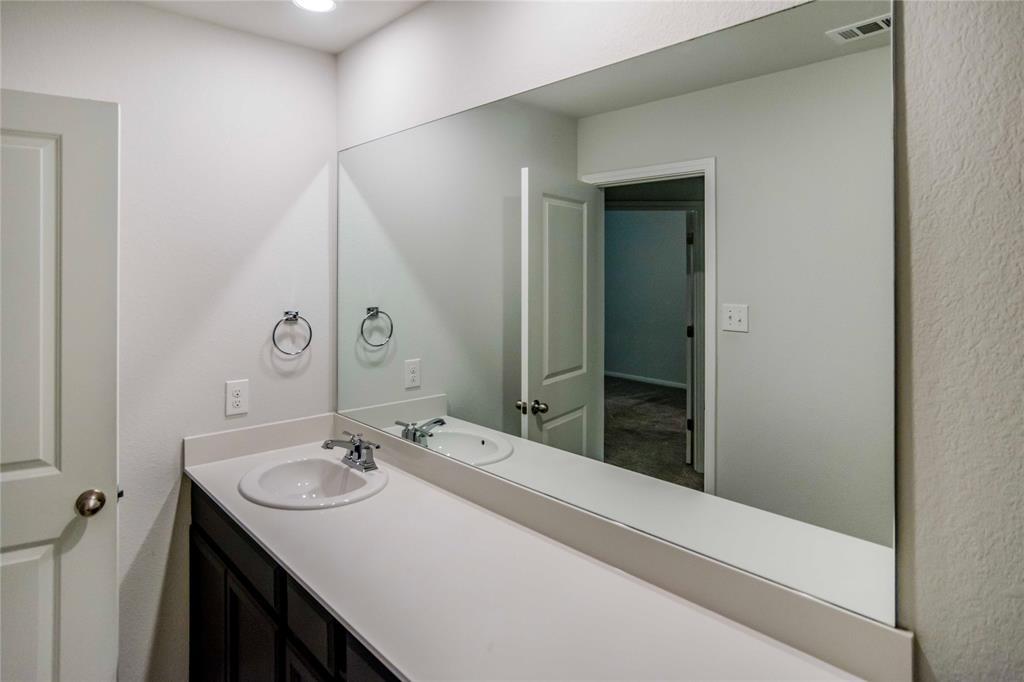5713 Pleasanton Pkwy Property Photo 10