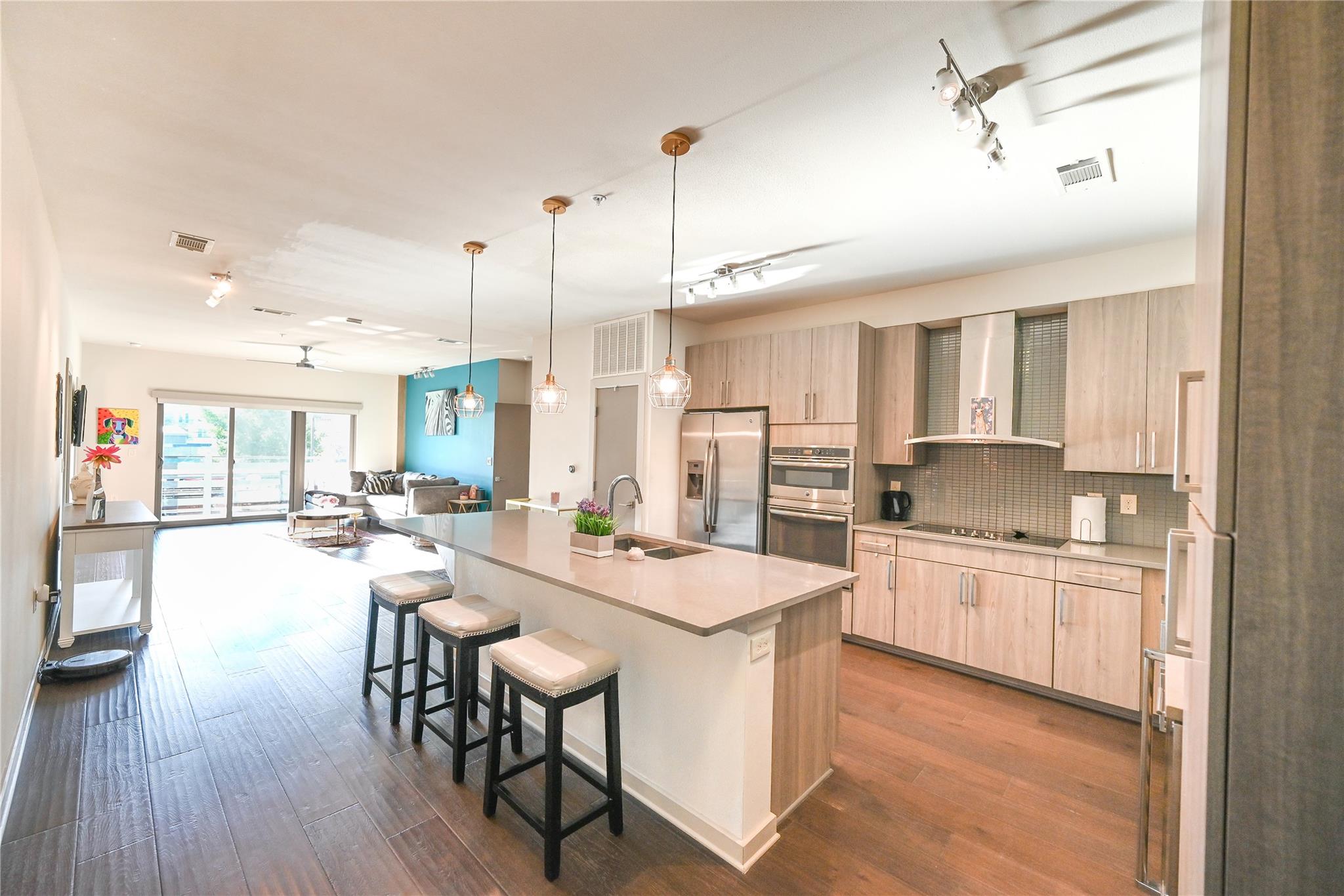 3600 S Lamar Blvd #200 Property Photo 3