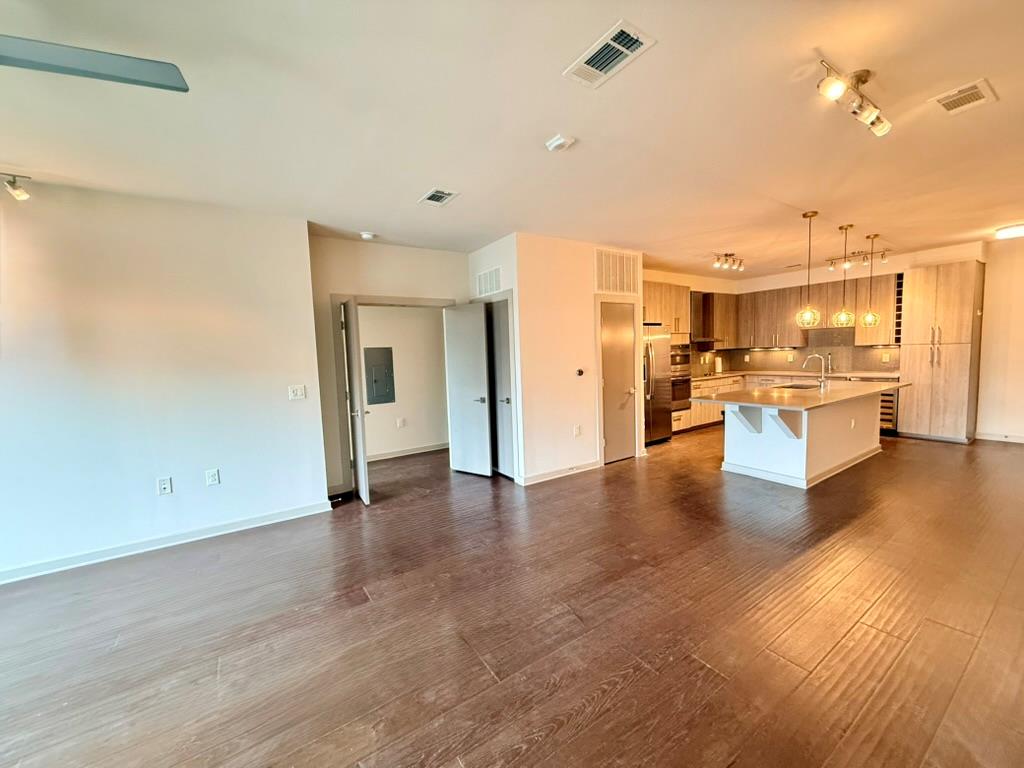 3600 S Lamar Blvd #200 Property Photo 15