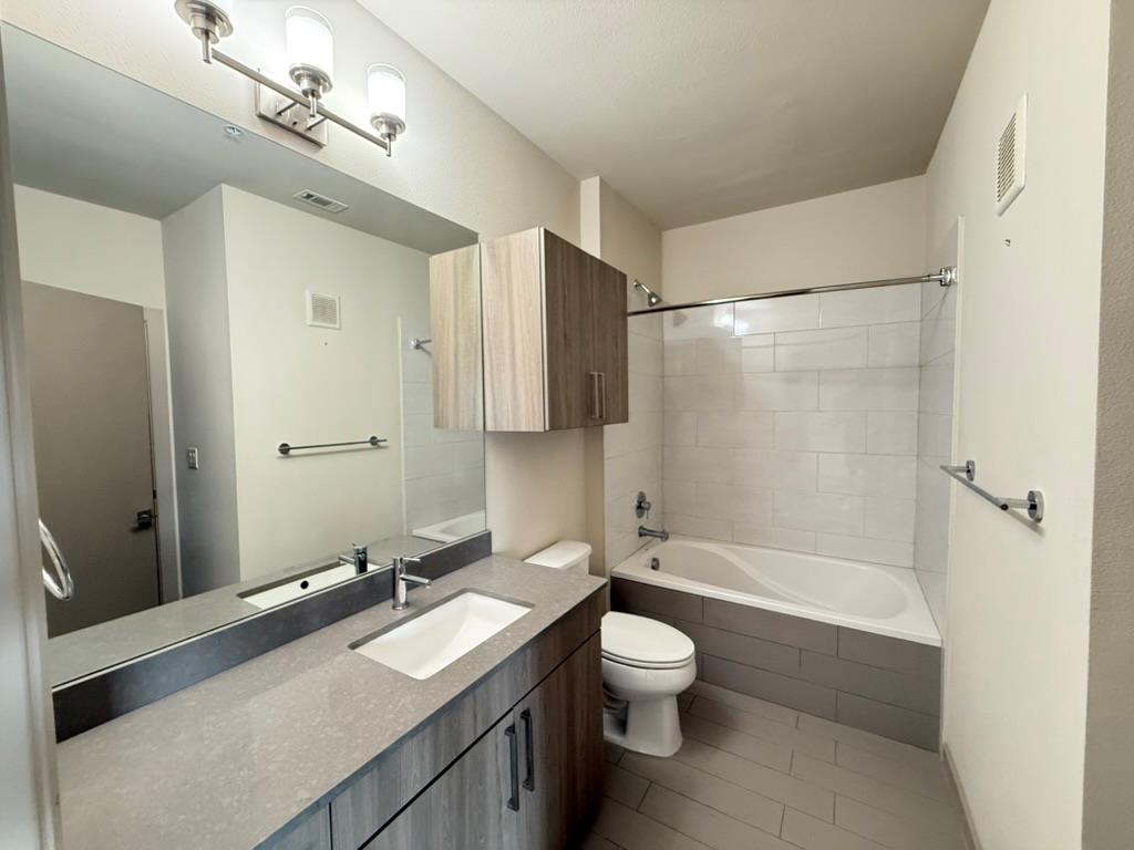 3600 S Lamar Blvd #200 Property Photo 16