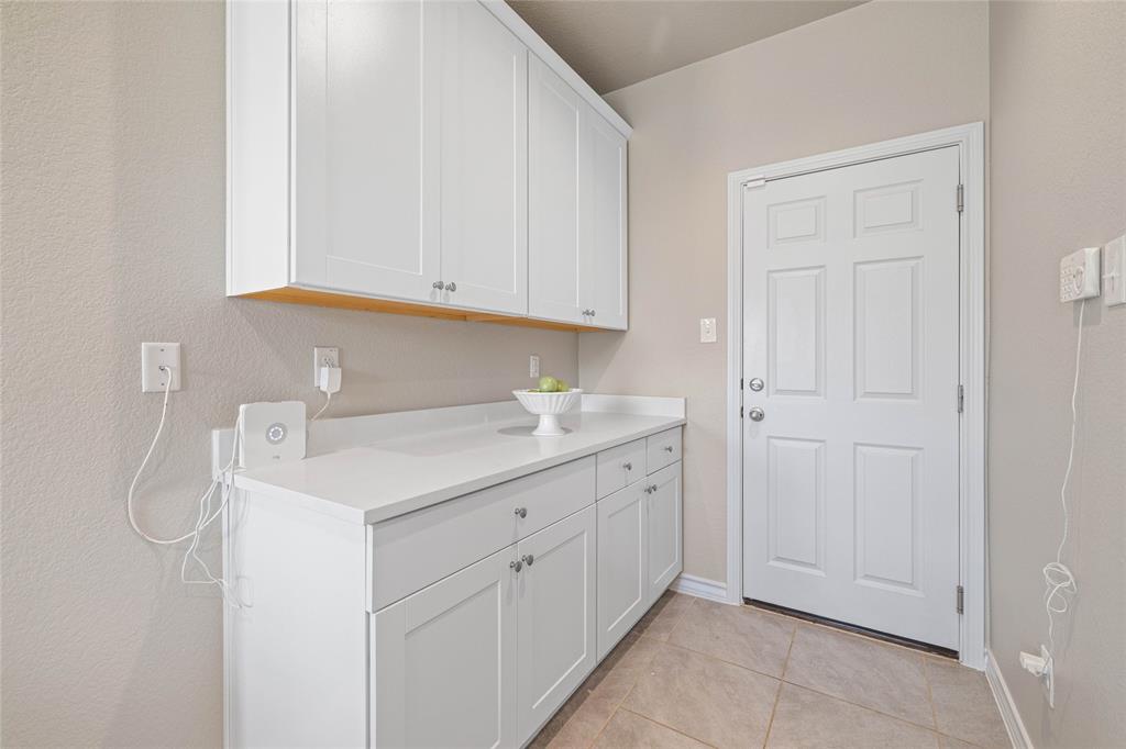 212 Fieldstone Rd Property Photo 16