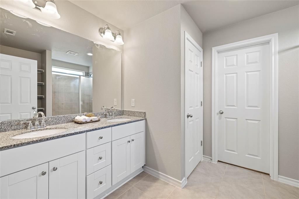 212 Fieldstone Rd Property Photo 24
