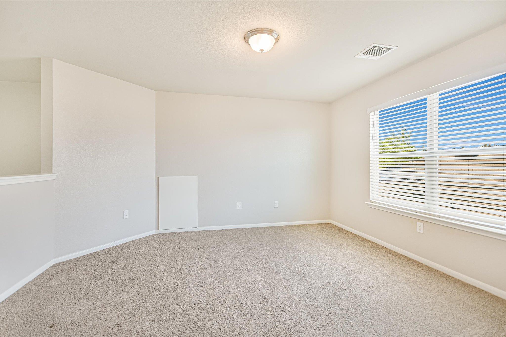 3417 Couch Dr Property Photo 21