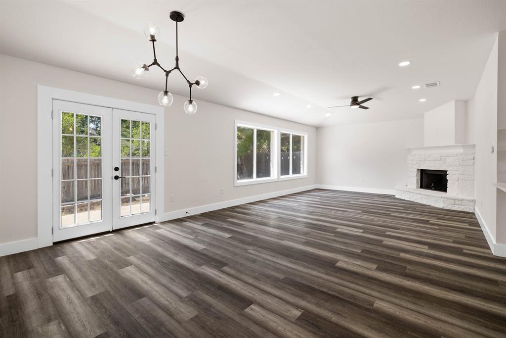 1203 Stepp Bnd Property Photo 4