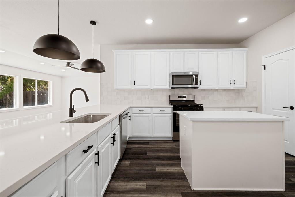 1203 Stepp Bnd Property Photo 11