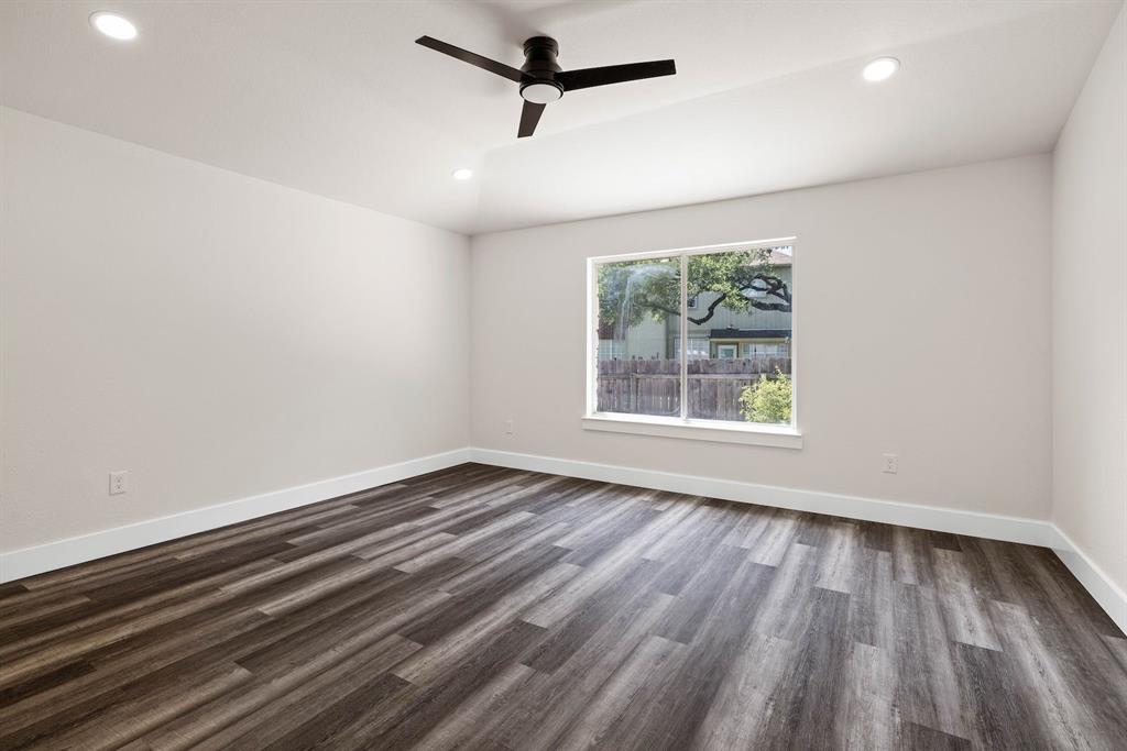 1203 Stepp Bnd Property Photo 17