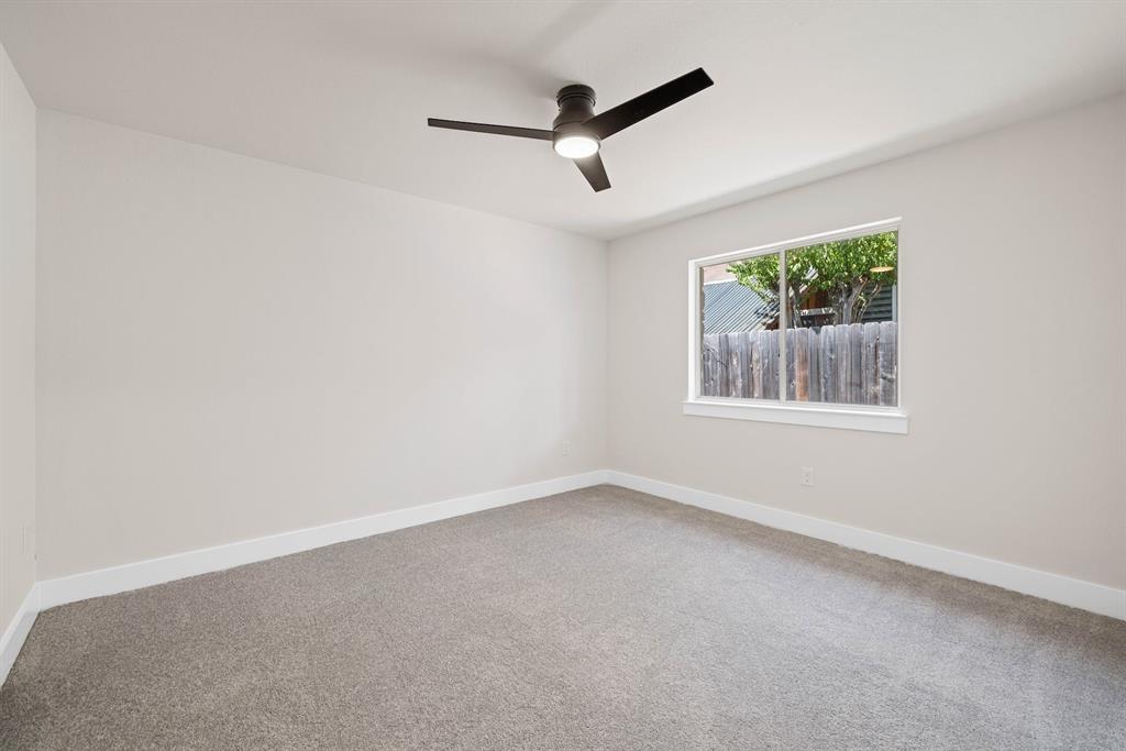 1203 Stepp Bnd Property Photo 26