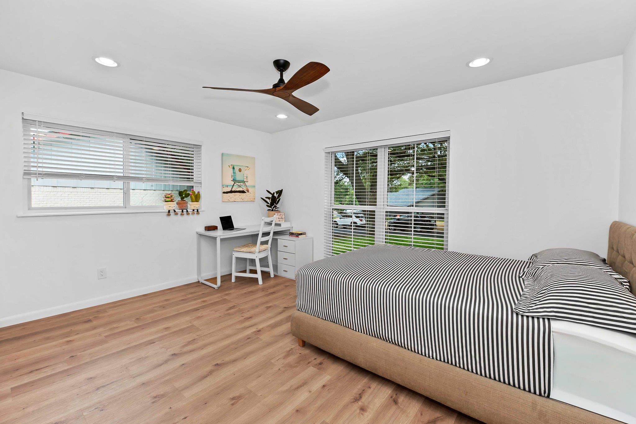 8806 Ridgehill Dr Property Photo 15
