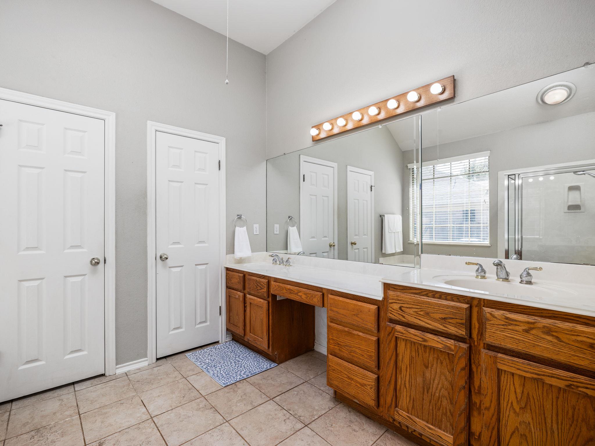 5210 Crooked Oak Cv Property Photo 17