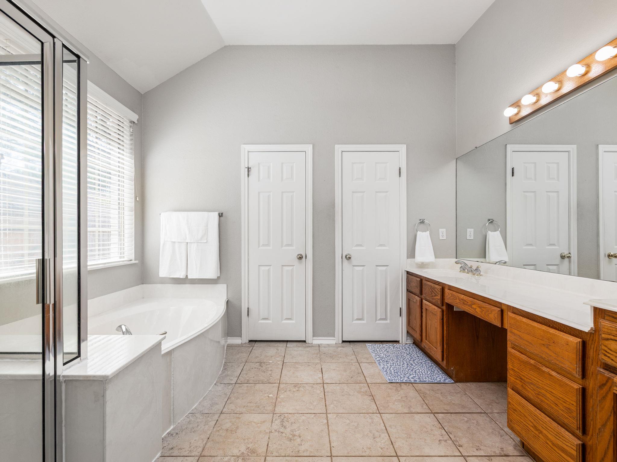 5210 Crooked Oak Cv Property Photo 18