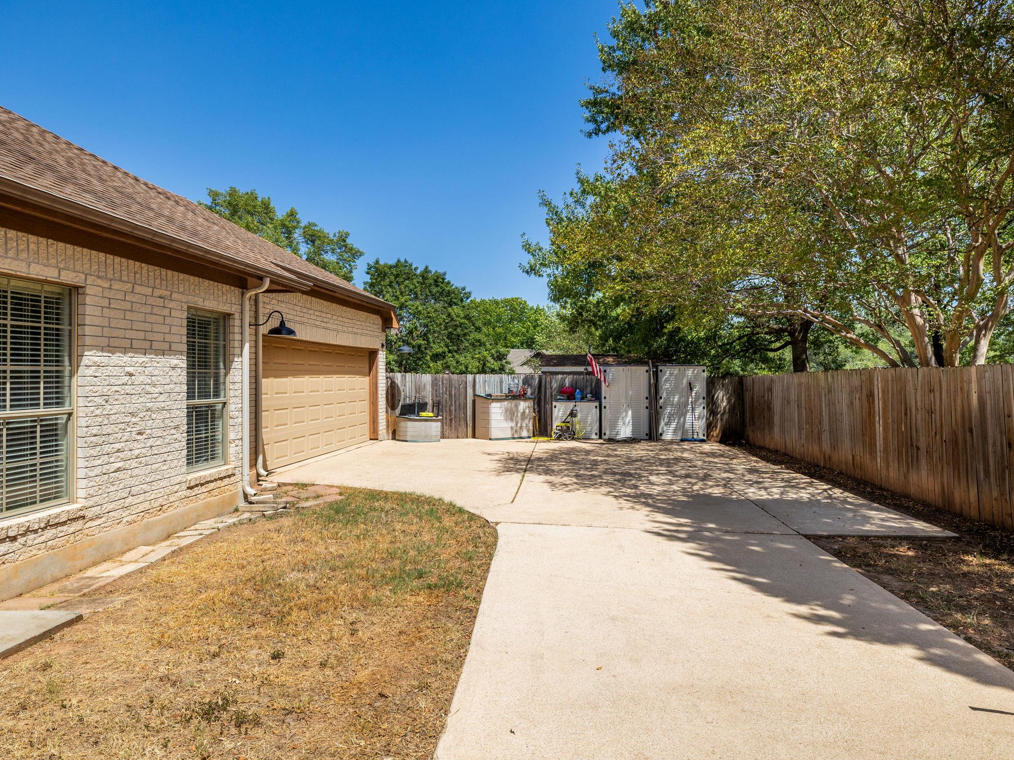 5210 Crooked Oak Cv Property Photo 31