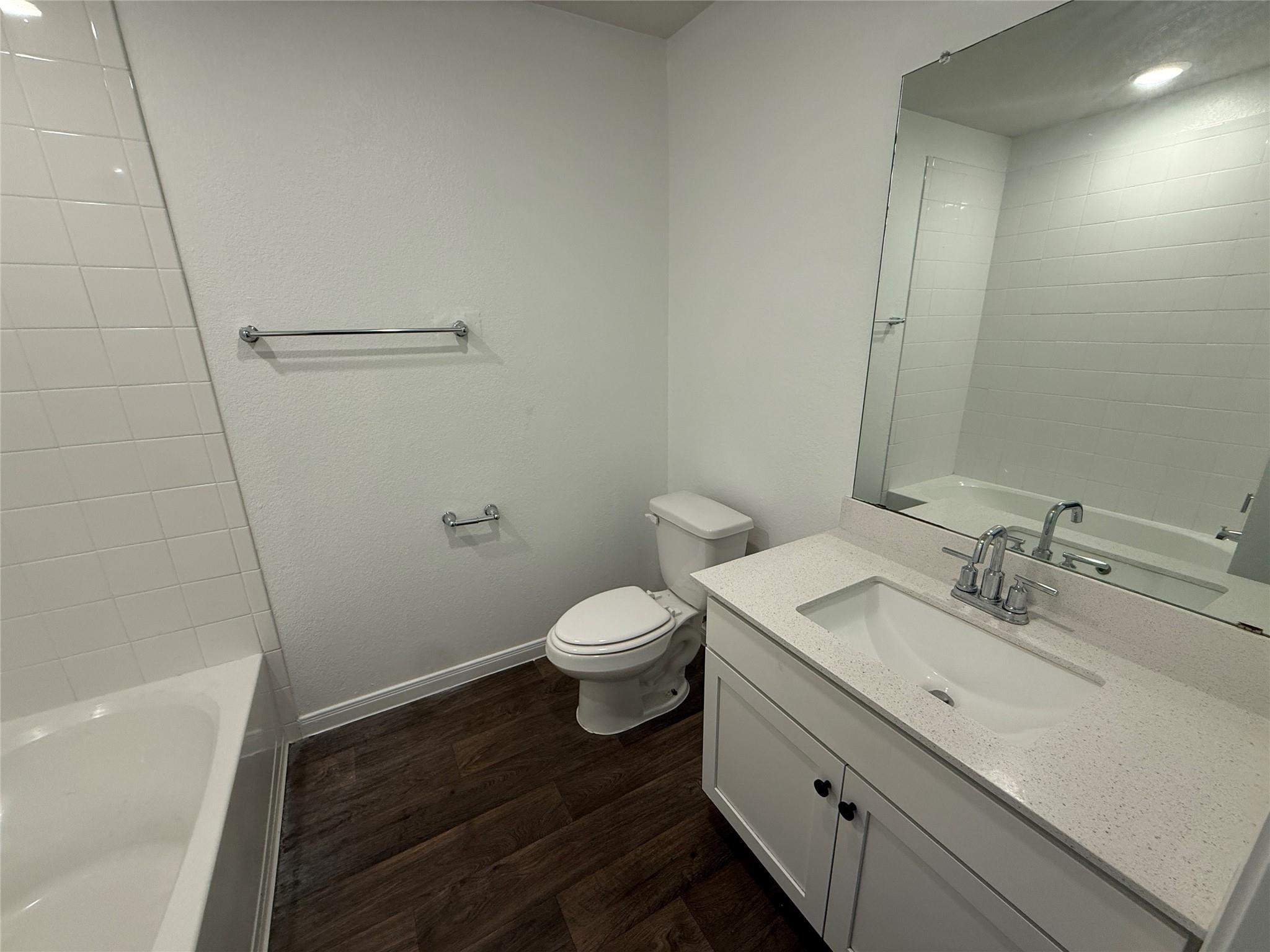 314 Abbey Ln Property Photo 6