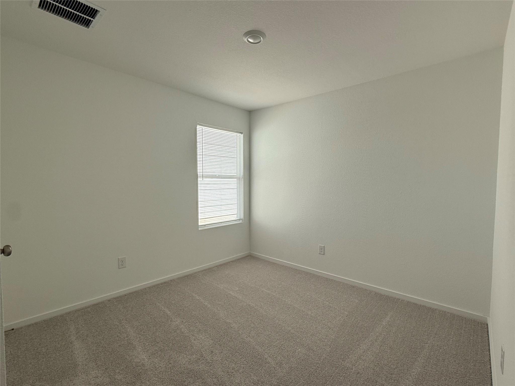 785 Whoopers Loop Property Photo 6