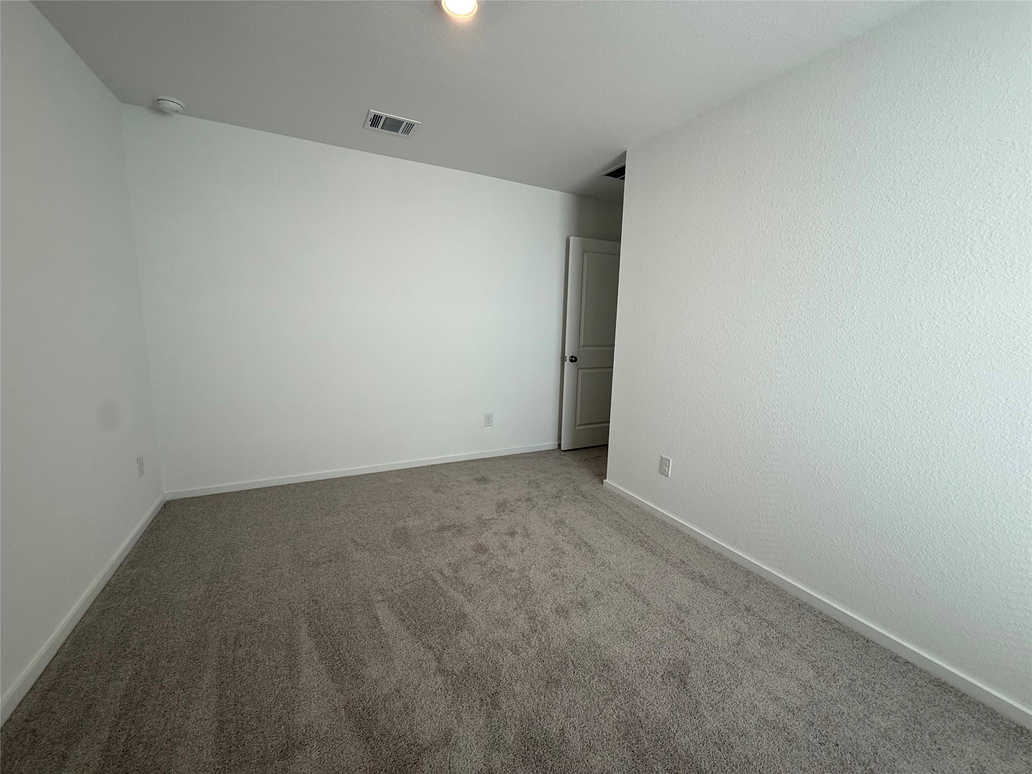 785 Whoopers Loop Property Photo 10