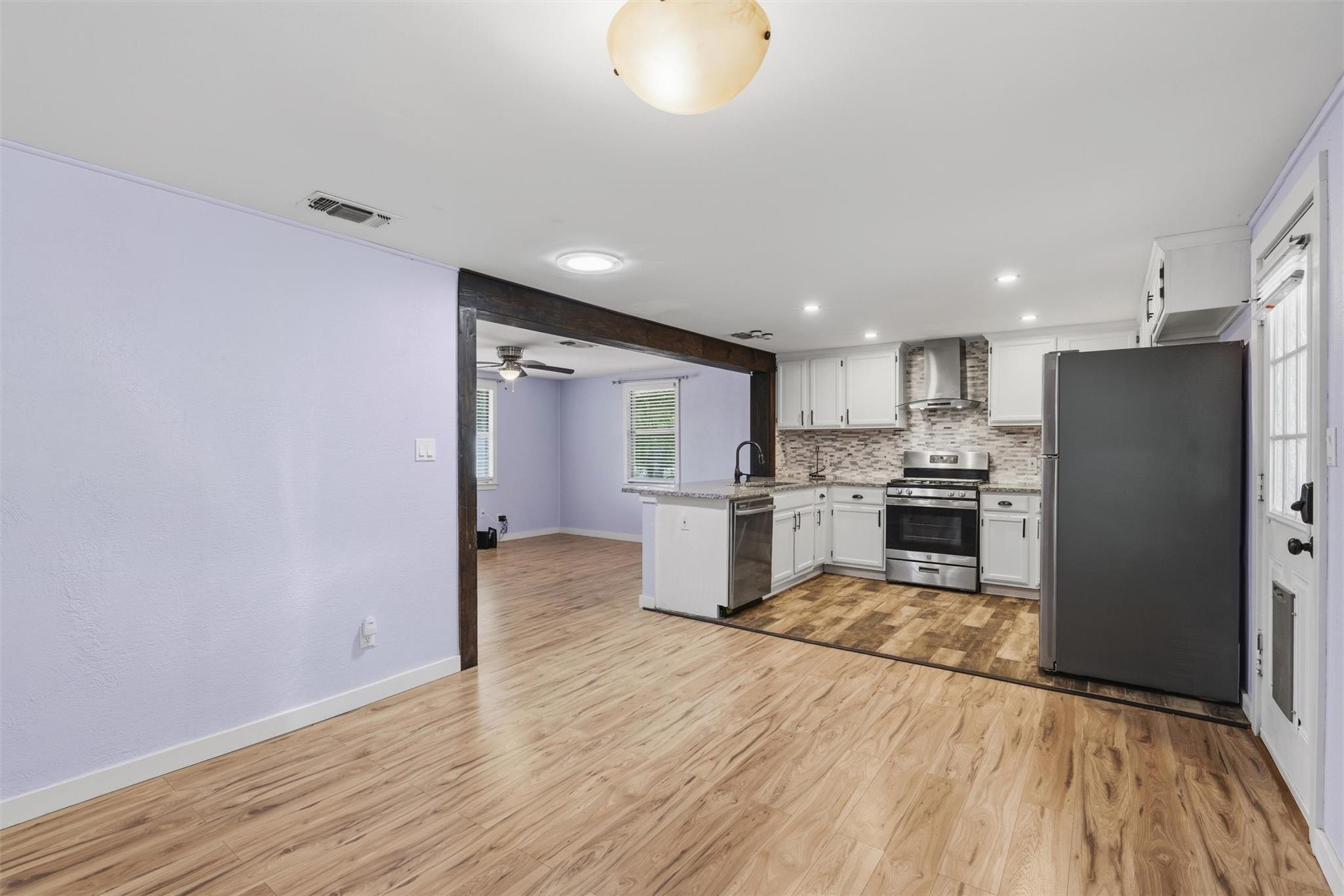 1003 Bugg Ln Property Photo 11