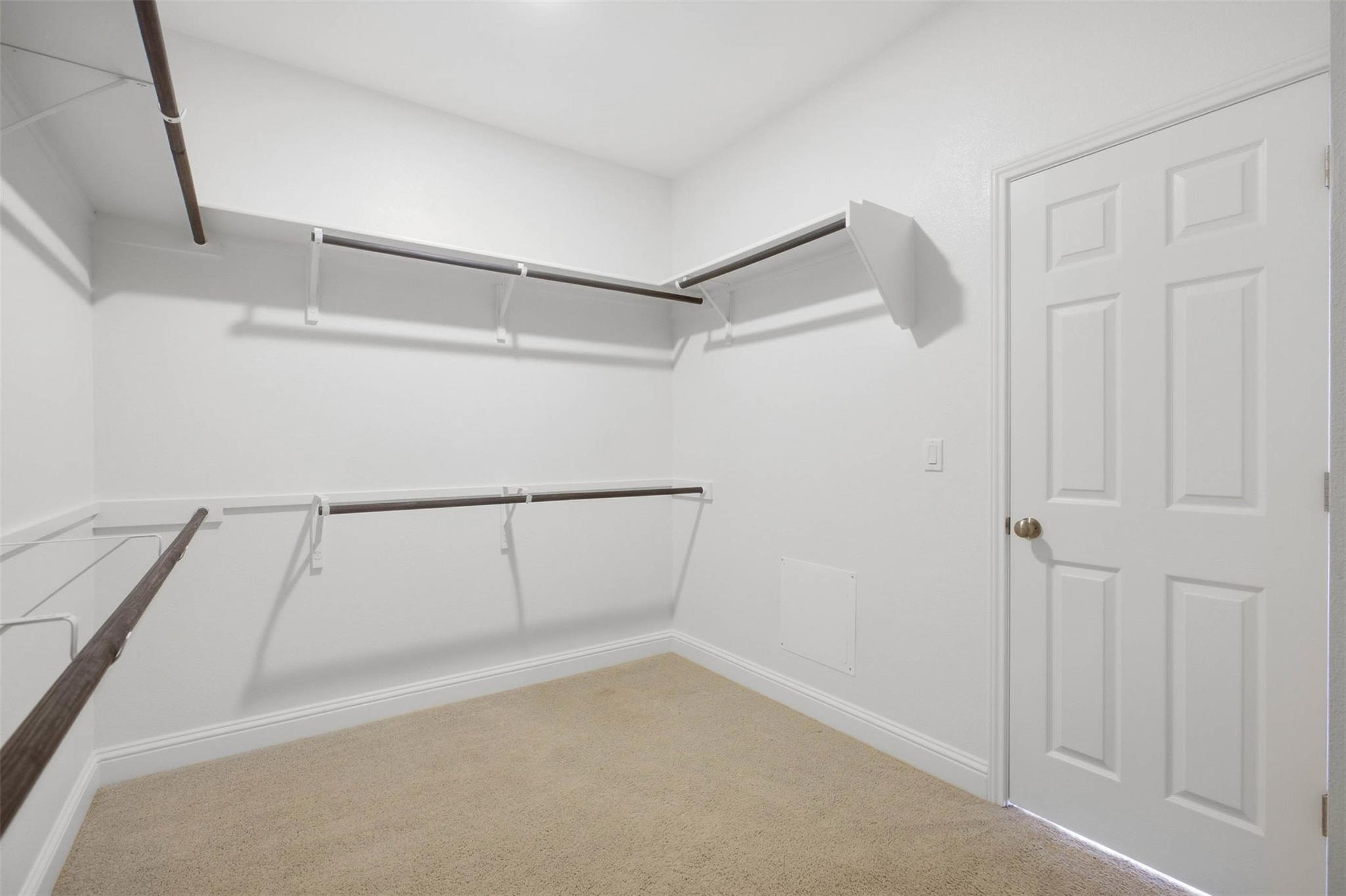 5208 Mandevilla Dr Property Photo 24