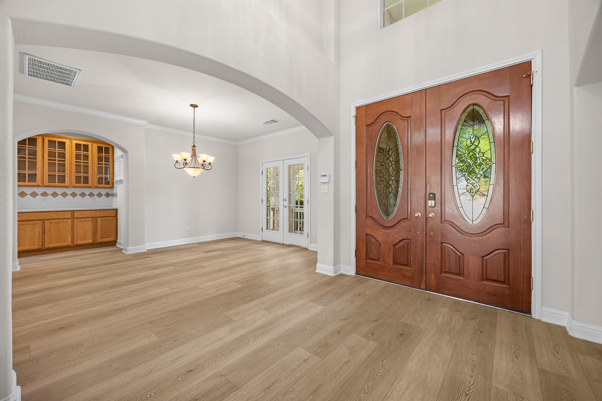 6819 Chalk Hill Dr Property Photo 6