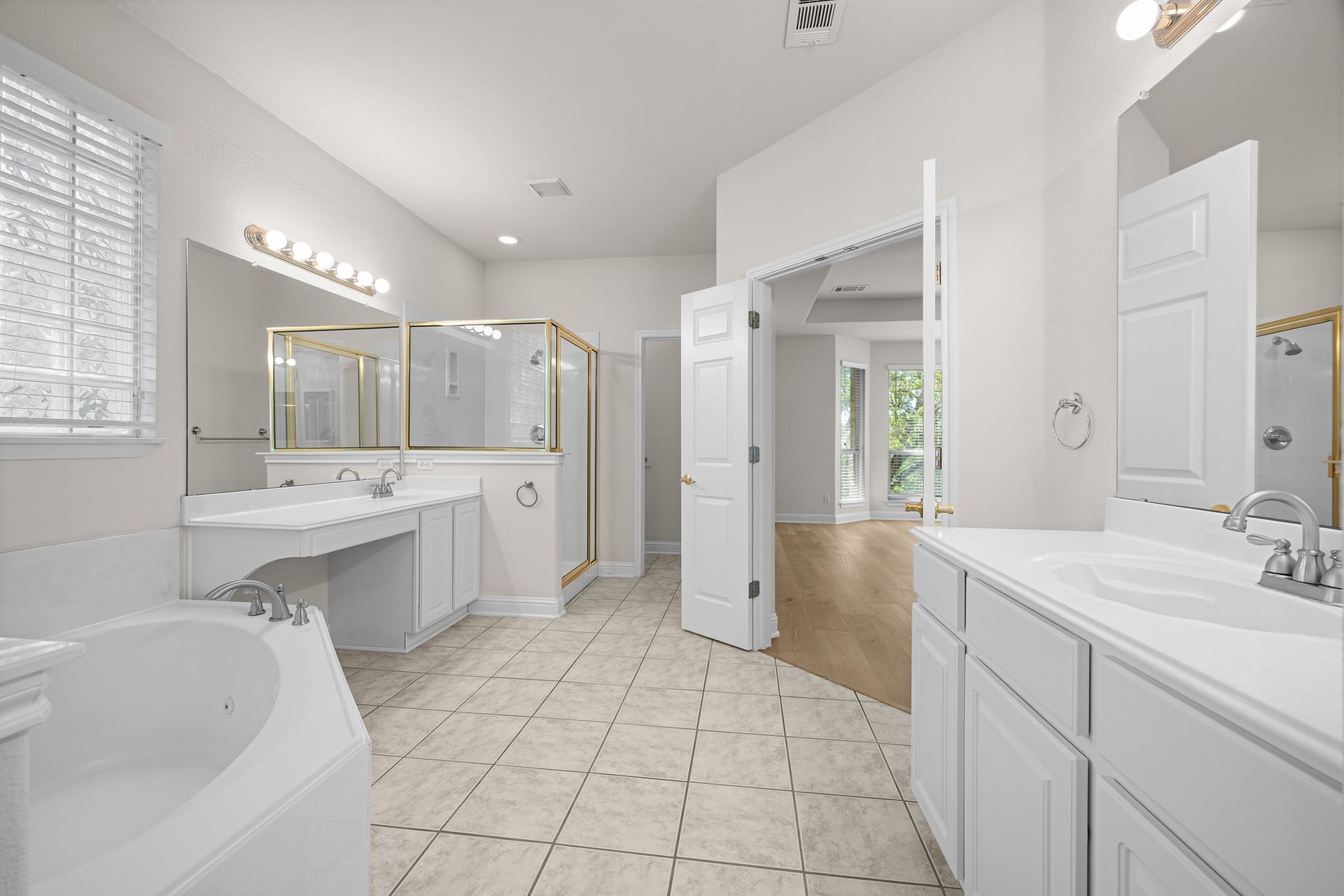 6819 Chalk Hill Dr Property Photo 19